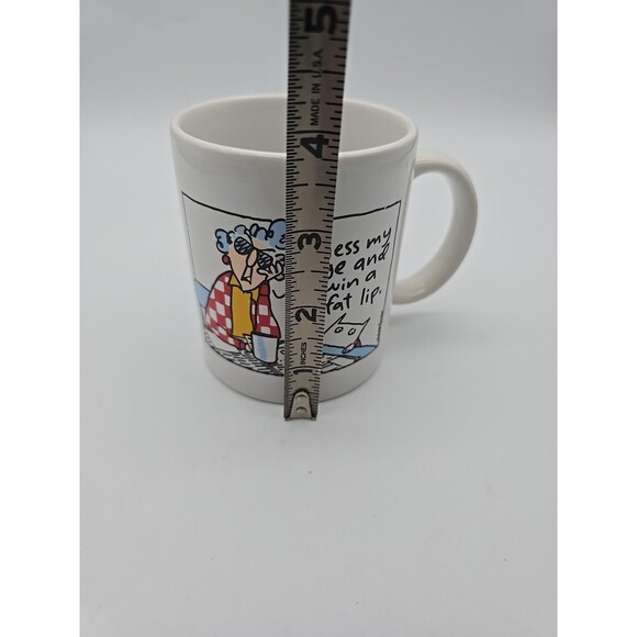 Hallmark Shoebox Maxine Coffee Mug "Guess My Age And Win A Fat Lip" 12oz - Picture 7 of 8